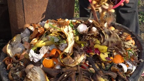 Dump waste organic and plastic in land trash pollution rubbish junk HD Vídeo Stock 334644404