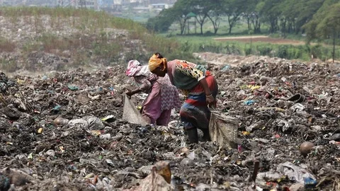 Dump yard in Dhaka-2018 Video stock 97744329