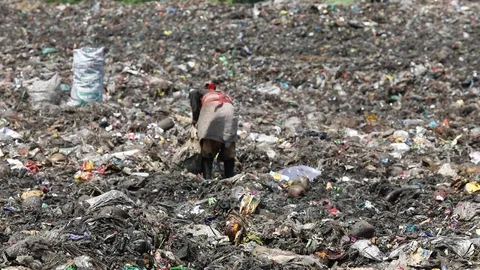 Dump yard in Dhaka-2018 Video stock 97778124