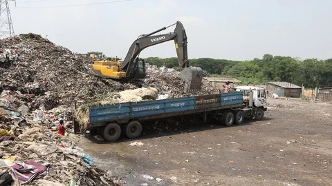 Dump yard in Dhaka Video stock 97288065