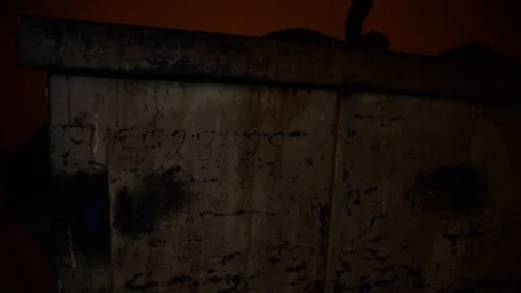 Dumpster with light tracking across Stock-Footage 85665587