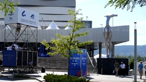 A Duna Aréna bejárata. Video stock 197482319