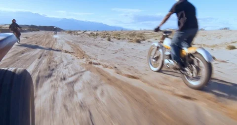 Dune Buggy Chase Stock Footage 91114514