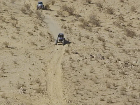 Dune buggy race Stock Footage 77608663