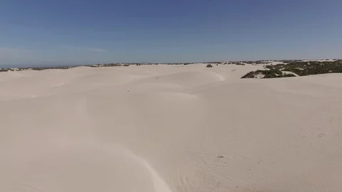 Dune Day 6 Vídeos de archivo 105896332
