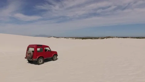 Dune Drive 10 Vídeos de archivo 105897523