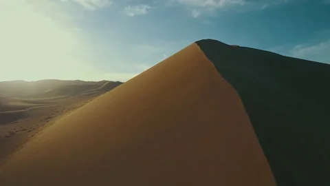A dune landscape in the Rub al Khali or Empty Quarter. Video stock 149331667