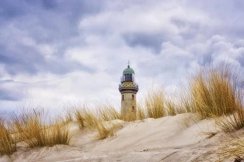 Dunes of Warnemunde with lighthouse. Foto stock