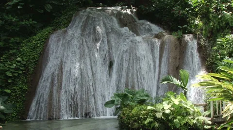 Dunn river falls Stock Footage 35885207