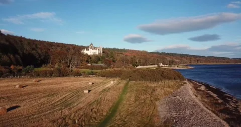 Dunrobin Castle vertical movement Stock Footage 146404778