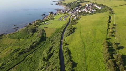 Dunure fly in Stock Footage 337410396
