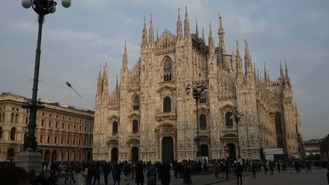 Duomo Milano 1 스톡 동영상 107743581
