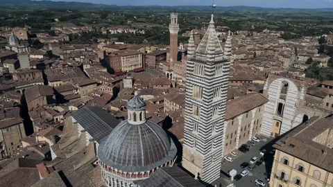 Duomo Siena &amp; piazza Video stock 109328914