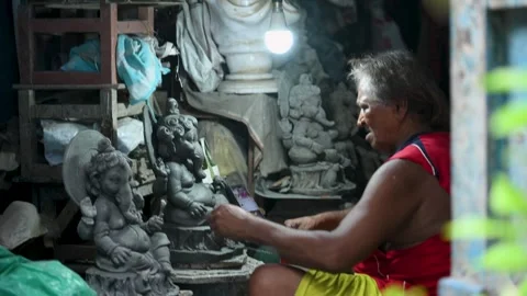 Durga and other Hindu idols in Kumartuli, Kolkata, West Bengal, India. Stock Footage 342228577