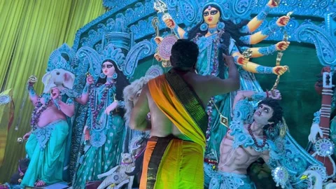 Durga Puja in West Bengal Stockbeeldmateriaal 323360645