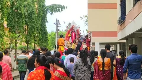 Durga visarjan procession Video stock 217713186