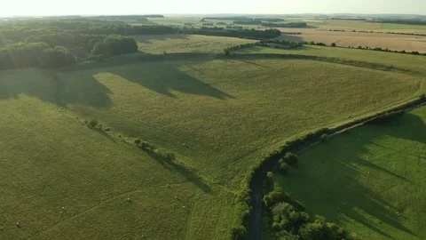 Durrington Walls Drone Clip at Sunset, near Stonehenge, Neolithic Wiltshire, 4K Video stock 170816953