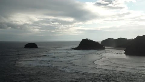 Dusk on cloudy weather at the beach Stock Footage 288684058