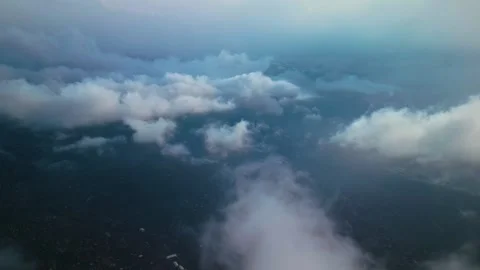 Dusk Light Breaking Through Storm Clouds 스톡 동영상 333338600
