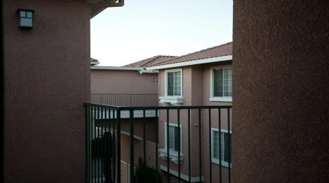 Dusk in modern apartment complex Stockbeeldmateriaal 453659