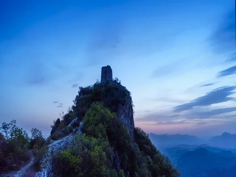 From dusk to Night View Great Wall of China (4K,Time-lapse) Stock Footage 82996724