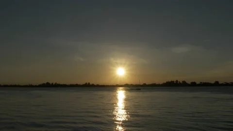 Dusk over the river, scenic evening golden light reflection Stock Footage 141303073