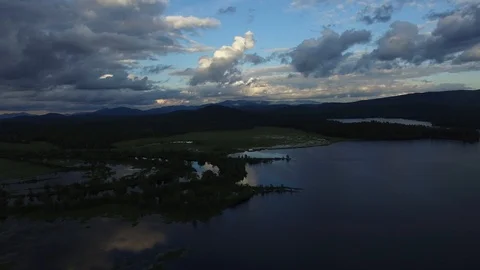 Dusk overlooking Tupper Lake 動画素材 86436663