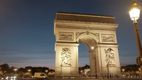 Dusk Pan Right Roundabout Traffic Circle Reveal Arc De Triomphe Sunset Paris Stock Footage 93342465
