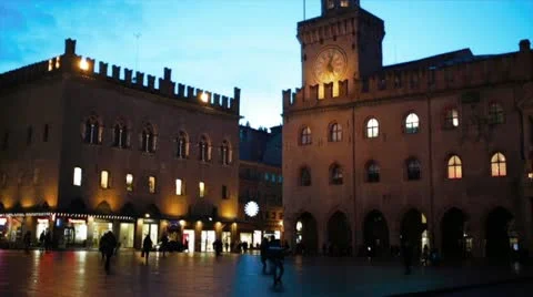 Dusk at the square Stock Footage 18515586