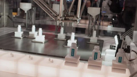 Dusseldorf Germany 7 May 2026 White Bottle Automation Stock Footage 335083213
