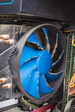 Dust that eventually settles on the computer's cooling processor. Cleaning .. 스톡 사진