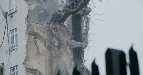 Dust fall in slowmotion on a construction site 스톡 동영상 149492068