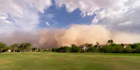 Dust Storm Approaching Stock-Fotos