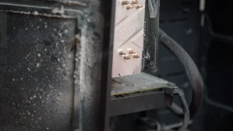 Dusty computer components inside pc case 库存影片 332172781