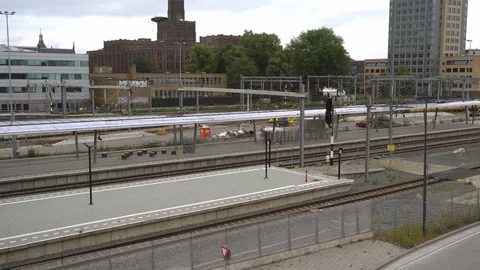 Dutch Sprinter Train arriving Видео 112361048