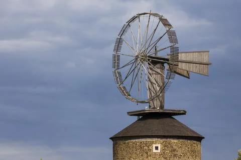 Dutch type windmill With a unique Halladay turbine in Ruprechtov, Southern Mo Foto stock