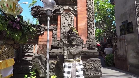 Dvarapala Statue at the Temple Split Gate Entrance, Kuta, Bali, Indonesia Video stock 304548752