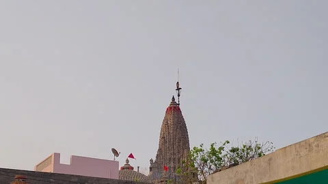 Dwarkadhish Temple Flag Change Ritual Shikhara Dwarka Gujarat Hindu Sacred Stock Footage 336415465