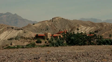 Dwelling in the mountains Vidéo 43166605