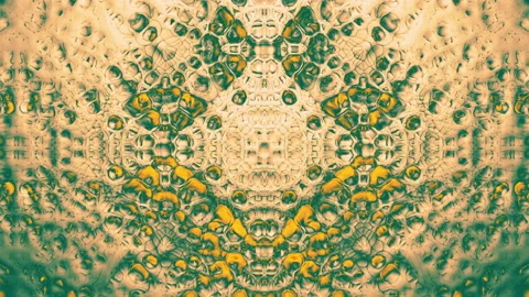 Dynamic abstract geometric background. symmetrical looped animation Stock Footage 134189552