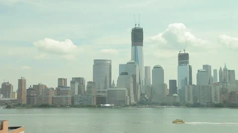 Dynamic B roll sequence of NYC skyline Video stock 40359042