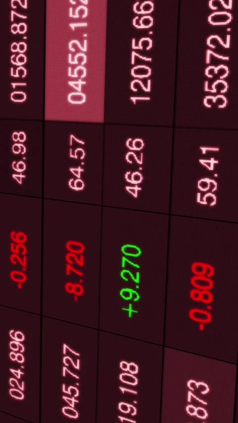 Dynamic Financial Overview: Fluctuating Market Values Showcased with Green Stock Footage 339067399