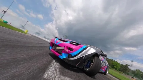 Dynamic FPV Drone Pursuit of Custom Nissan Power Sliding Through Turn 库存影片 336101082