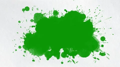 Dynamic green fluid splash spreading on white surface. 스톡 동영상 335742993