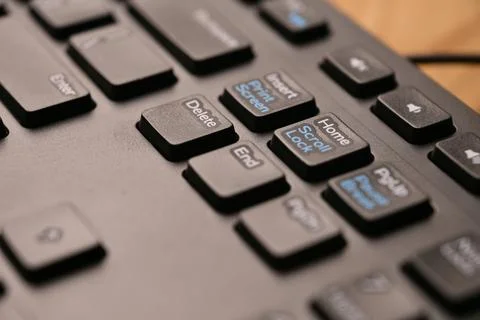 Dynamic Minimal Keyboard Macro Shot Featuring Delete Key in Side Angled Top.. 스톡 사진