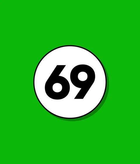 Dynamic motion graphic reveals number sixty nine on green background Vidéo 332396543