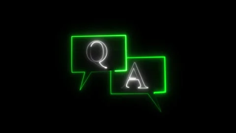 Dynamic neon question and answer speech bubbles with Q and A text glowing o.. 動画素材 339513203