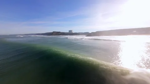 Dynamic ocean scene with powerful wave breaking near shoreline 库存影片 346158534