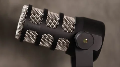 Dynamic Podcast Microphone RODE on Studio Desk 03 Video stock 292436541