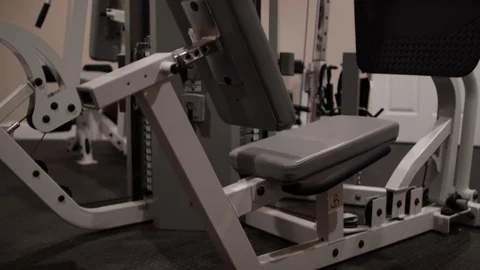 Dynamic shot of workout machine Video stock 96544658